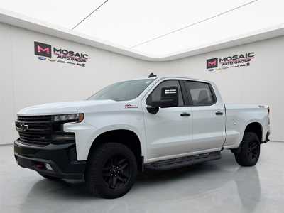2021 Chevrolet 1500 Crew Cab, $39990. Photo 3