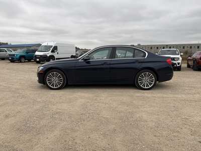 2014 BMW 3 Series, $14990. Photo 4