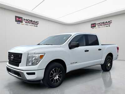 2023 Nissan Titan, $. Photo 7