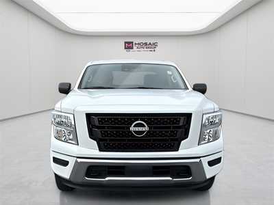2023 Nissan Titan, $. Photo 8