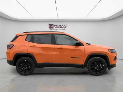 2026 Jeep Compass, $29878. Photo 8