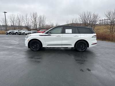 2024 Lincoln Aviator, $74990. Photo 4