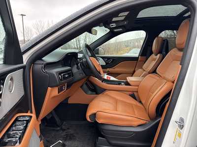 2024 Lincoln Aviator, $74990. Photo 6