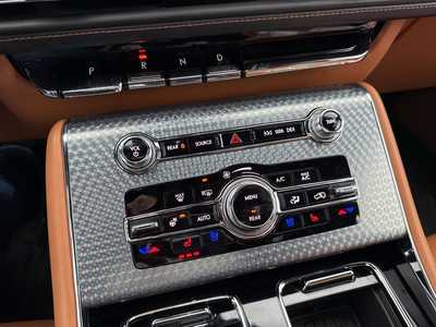 2024 Lincoln Aviator, $74990. Photo 9