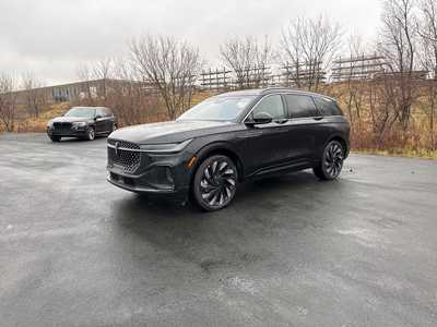 2024 Lincoln Nautilus, $64990. Photo 3