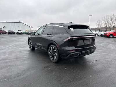 2024 Lincoln Nautilus, $64990. Photo 5