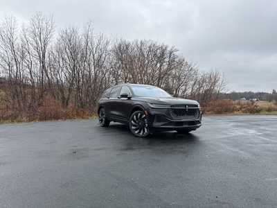 2024 Lincoln Nautilus, $64990. Photo 1