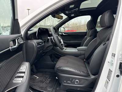 2024 Hyundai Palisade, $47990. Photo 6