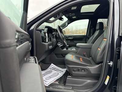 2025 GMC 1500 Crew Cab, $59990. Photo 6