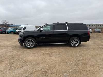 2018 Chevrolet Suburban, $27990. Photo 4