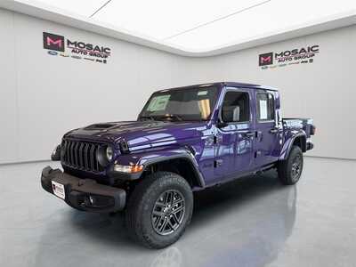 2026 Jeep Gladiator, $46559. Photo 3