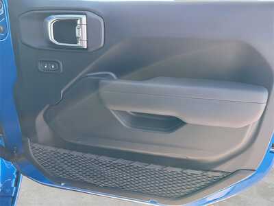 2026 Jeep Wrangler, $46836. Photo 9