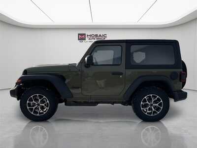 2026 Jeep Wrangler, $47354. Photo 4