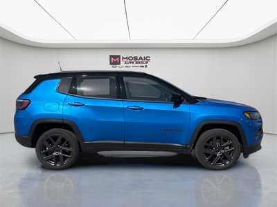 2026 Jeep Compass, $29989. Photo 8