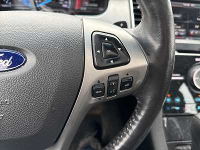 2015 Ford Taurus, $12990. Photo 11