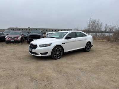 2015 Ford Taurus, $12990. Photo 3