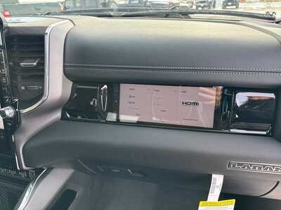 2026 Chrysler Pacifica, $46595. Photo 11