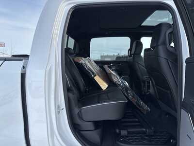 2026 Chrysler Pacifica, $46595. Photo 12