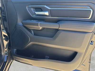 2026 RAM 1500 Crew Cab, $49022. Photo 9