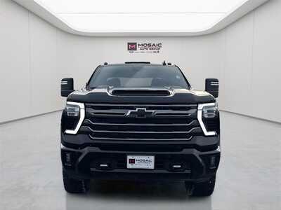2024 Chevrolet 2500 Crew Cab, $72990. Photo 2