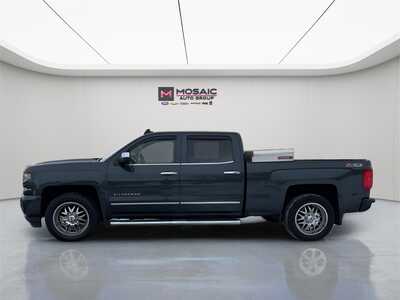 2017 Chevrolet 1500 Crew Cab, $19490. Photo 4