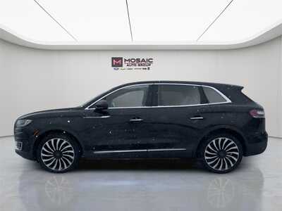 2019 Lincoln Nautilus, $20490. Photo 4