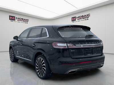 2019 Lincoln Nautilus, $20490. Photo 5