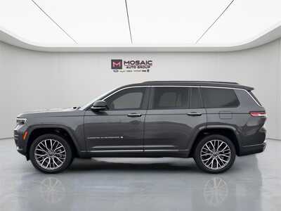 2024 Jeep Grand Cherokee L, $46990. Photo 4