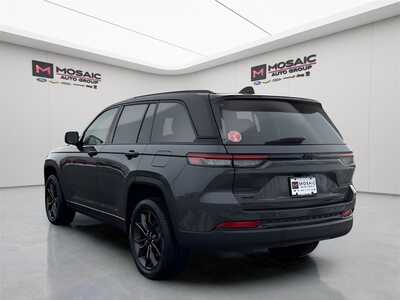 2025 Jeep Grand Cherokee, $46456. Photo 5