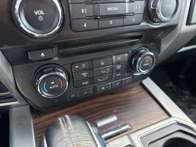 2016 Ford F150 Crew Cab, $19990. Photo 7