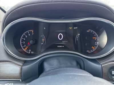 2017 Jeep Grand Cherokee, $17990. Photo 10