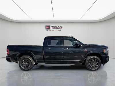2020 RAM 3500 Crew Cab, $54990. Photo 10