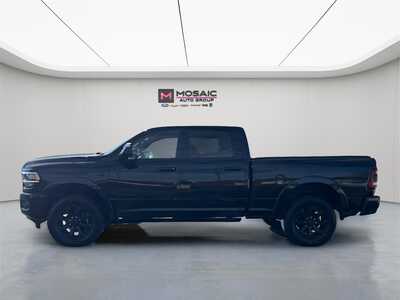 2020 RAM 3500 Crew Cab, $54990. Photo 4