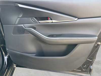 2025 Mazda CX-30, $20490. Photo 11