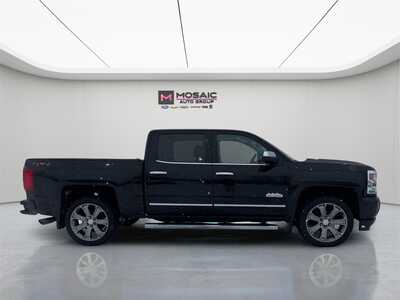 2018 Chevrolet 1500 Crew Cab, $24490. Photo 10