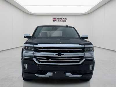 2018 Chevrolet 1500 Crew Cab, $24490. Photo 2