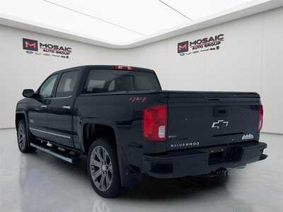 2018 Chevrolet 1500 Crew Cab, $24490. Photo 5