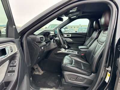 2020 Ford Explorer, $24990. Photo 6