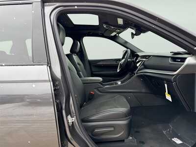 2025 Jeep Grand Cherokee L, $43721. Photo 10