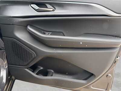 2025 Jeep Grand Cherokee L, $43721. Photo 9