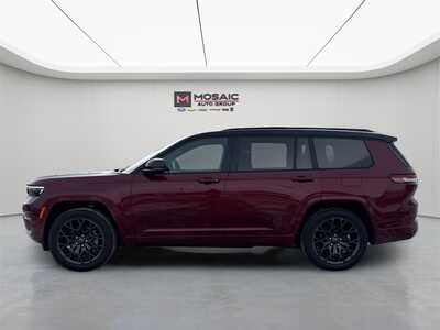 2025 Jeep Grand Cherokee L, $67592. Photo 4