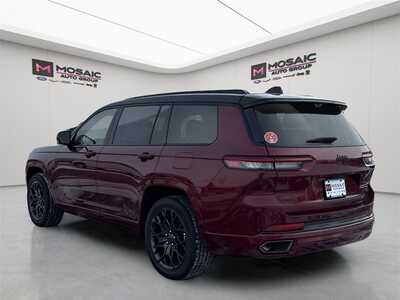 2025 Jeep Grand Cherokee L, $67592. Photo 5