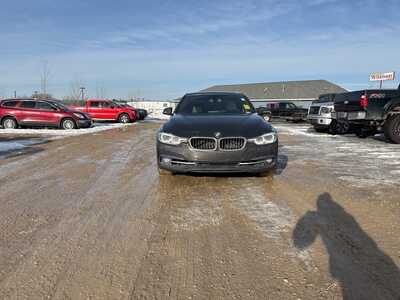2016 BMW 3 Series, $13990. Photo 2