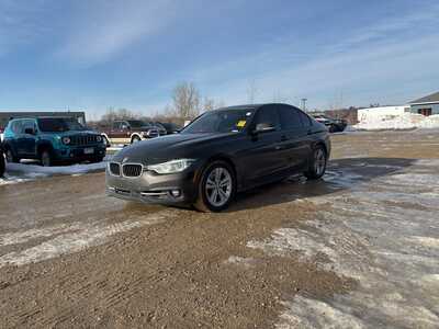 2016 BMW 3 Series, $13990. Photo 3