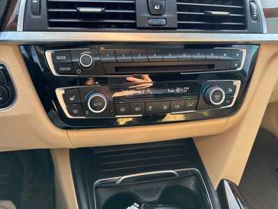 2016 BMW 3 Series, $13990. Photo 7