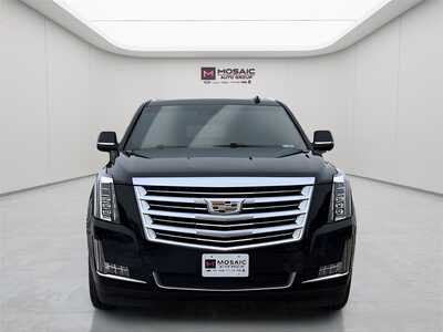 2019 Cadillac Escalade ESV, $36990. Photo 2