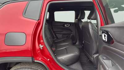 2026 Jeep Compass, $33692. Photo 12