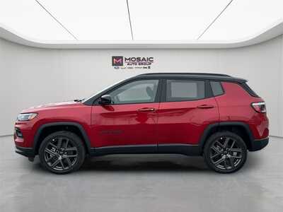 2026 Jeep Compass, $33692. Photo 4