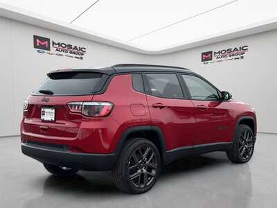 2026 Jeep Compass, $33692. Photo 8