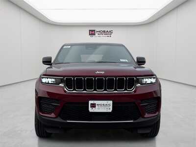 2025 Jeep Grand Cherokee, $34314. Photo 2